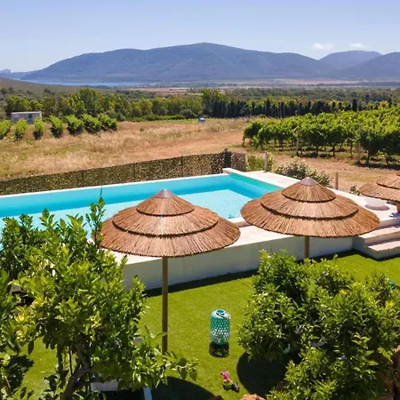 Vila Residenza Alla Collina Porto Ferro *